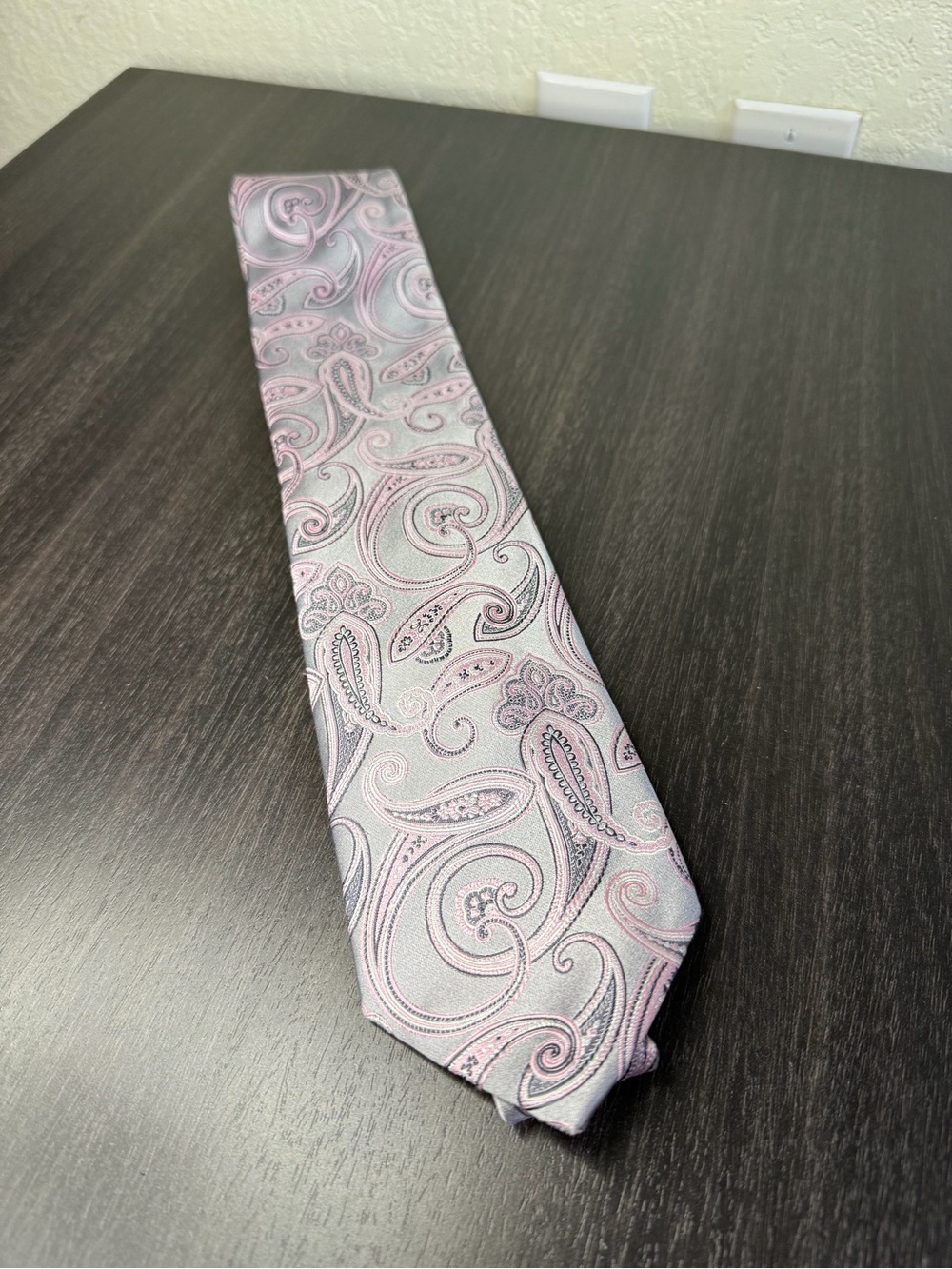 Paisley Silk Tie in Light Pink